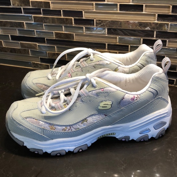 Skechers Shoes - Skechers D’Lites floral inlay sneakers